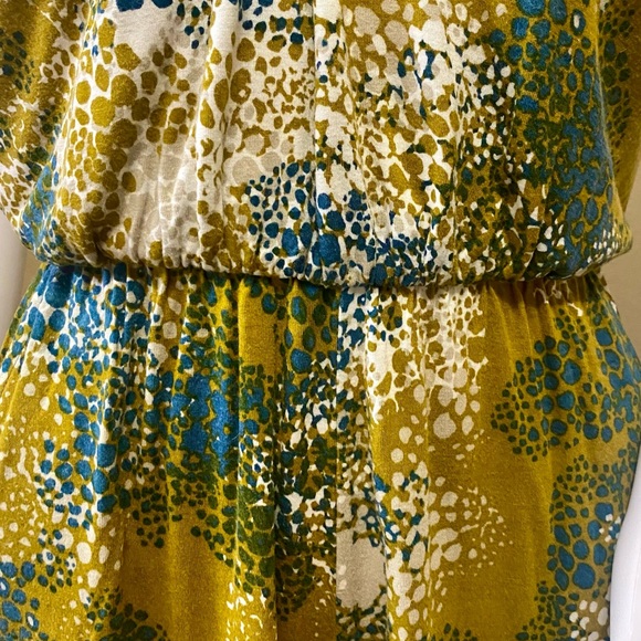 Hourglass Lilly Printed Romper - Picture 3 of 5